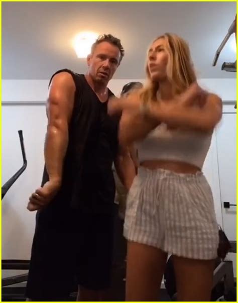 chris cuomo shirtless|Chris Cuomo Goes SHIRTLESS in Daughter's TikTok Video.